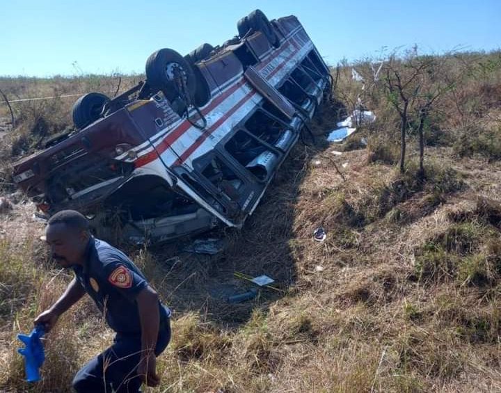 Five learners and a driver lost their lives in a bus accident while on an educational tour in Durban on Tuesday morning.