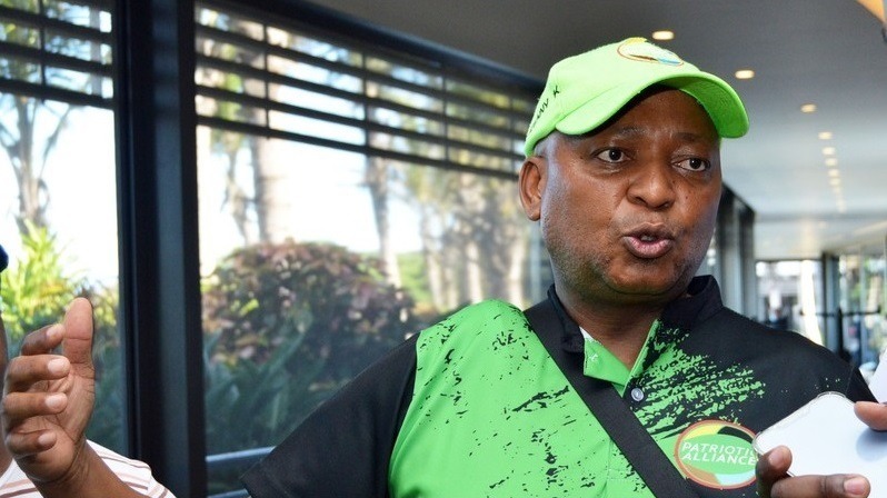 Johannesburg transport MMC Kenny Kunene has accused Finance MMC Dada Morero of attempting of making his department fail.