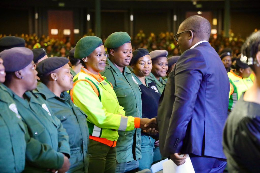 Gauteng rebuke Mkhwanazi on AmaPanyaza's legality GRDoBePWsAAcOP9