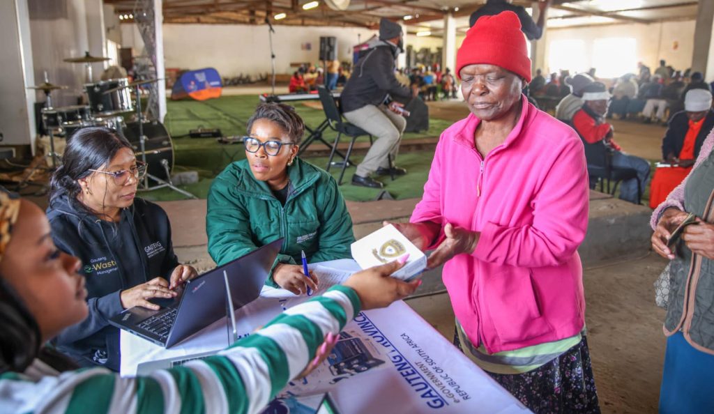 Gauteng residents urged to download the Panic Button App 1 Gauteng residents urged to download the panic button App