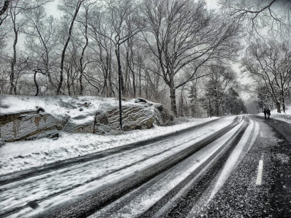 'Be cautious with heating devices ahead of cold front': Emergency service urge residents