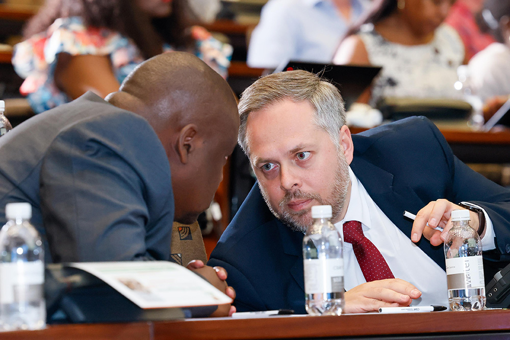 18 corrupt Home Affairs officials sacked