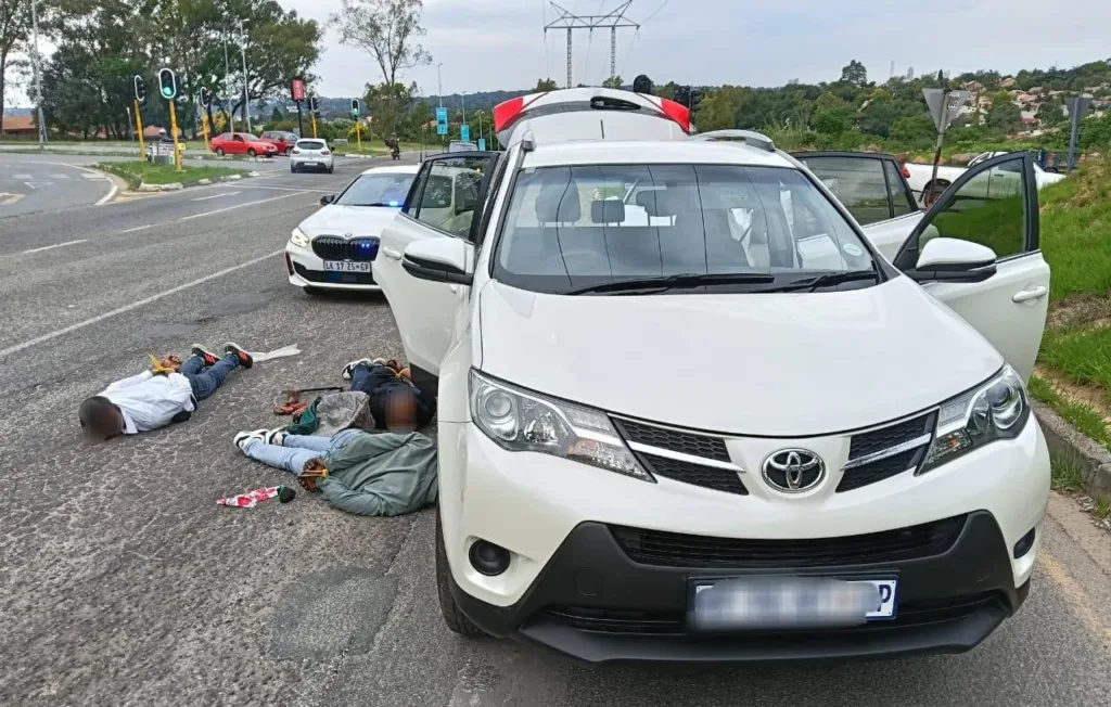 Police Nab Trio in Dramatic House Robbery Bust 1 Police Nab Trio in Dramatic House Robbery Bust