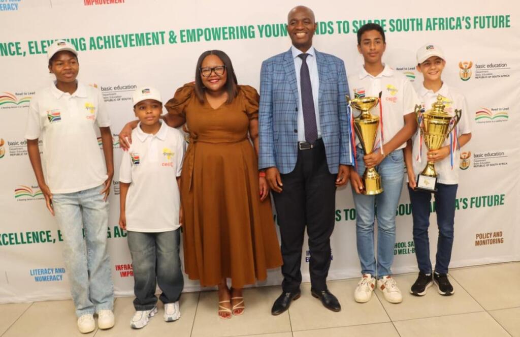 From Harare to Home: South Africa's new African Spelling Bee champions recognized 1 From Harare to Home: South Africa's new African spelling bee champions recognized