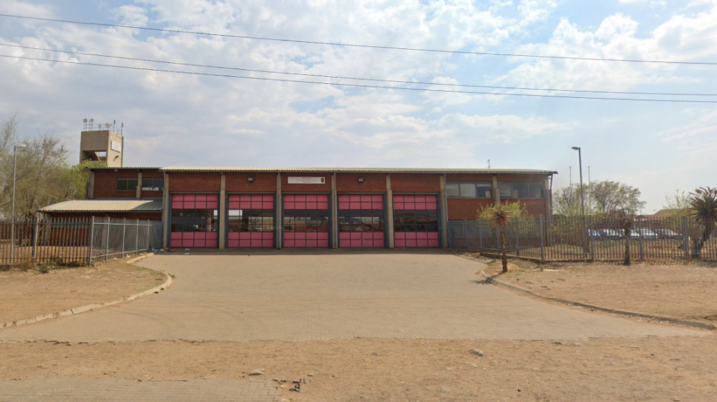 Brave paramedics targeted in daring Evaton base robbery