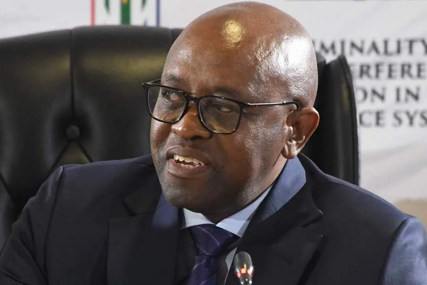 Mbuyiseli Madlanga 1